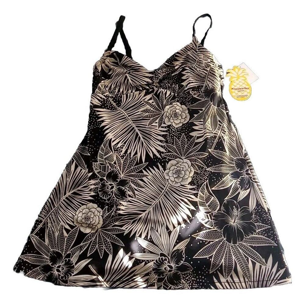 NWT Pineapple Bay Hibiscus Flower Twist Bra Swimdress 10 Black White Resort Wear